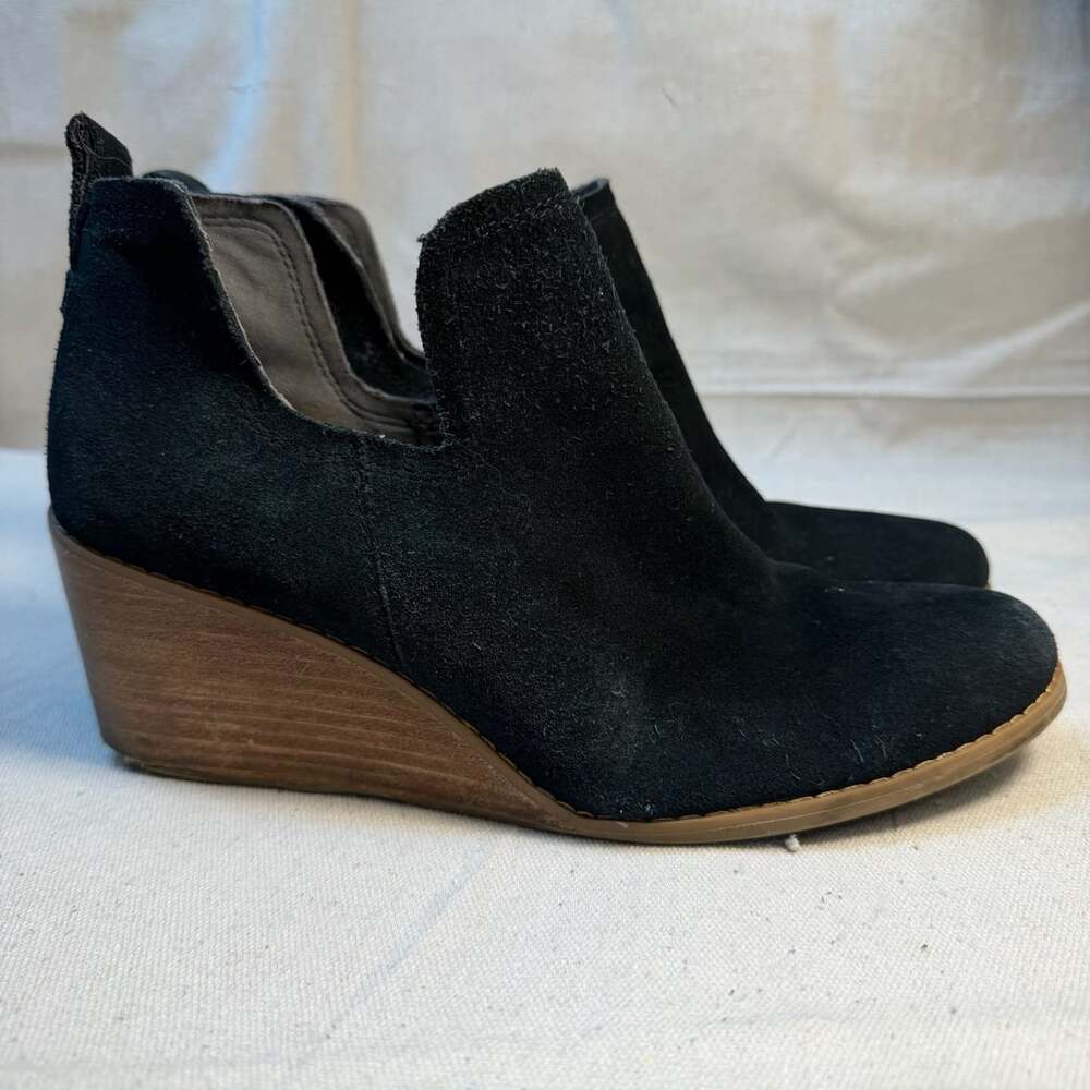 TOMS Kallie Wedge Bootie Black Suede
